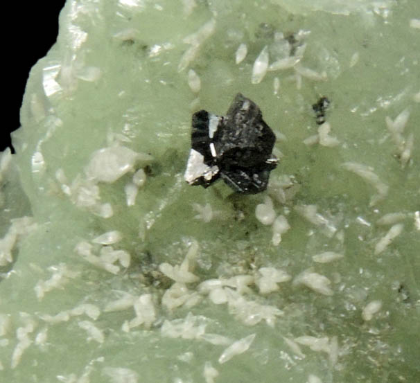 Babingtonite and Calcite on Prehnite from Millington Quarry, Bernards Township, Somerset County, New Jersey