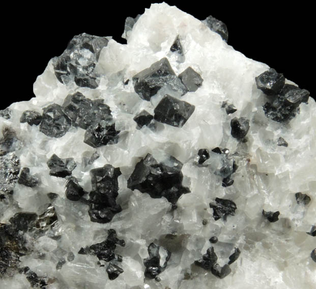 Spinel and Phlogopite in marble from Lime Crest Quarry (Limecrest), Sussex Mills, 4.5 km northwest of Sparta, Sussex County, New Jersey