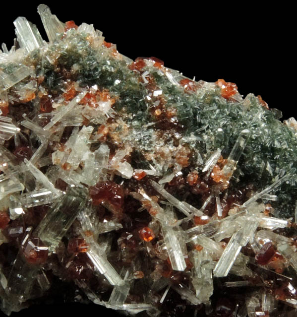 Diopside and Grossular Garnet from Bellecombe, Chtillon, Valle d'Aosta, Italy