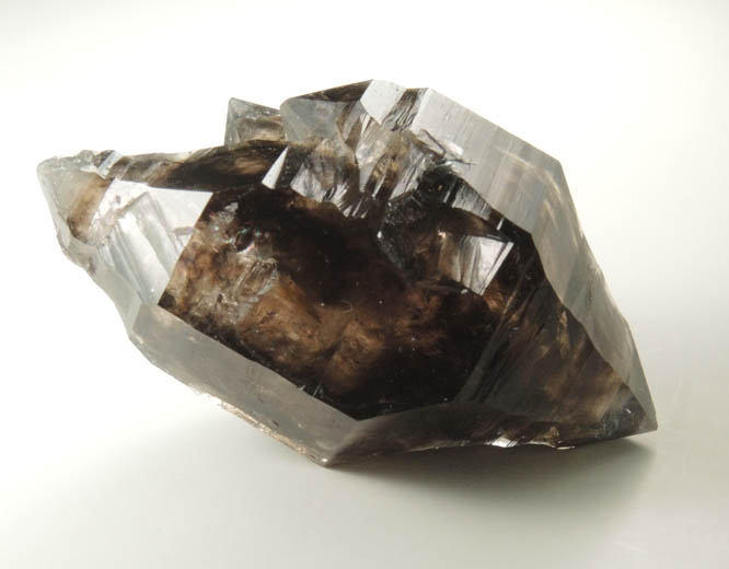 Quartz var. Smoky Quartz (doubly terminated floater) from Mooralla, Victoria, Australia