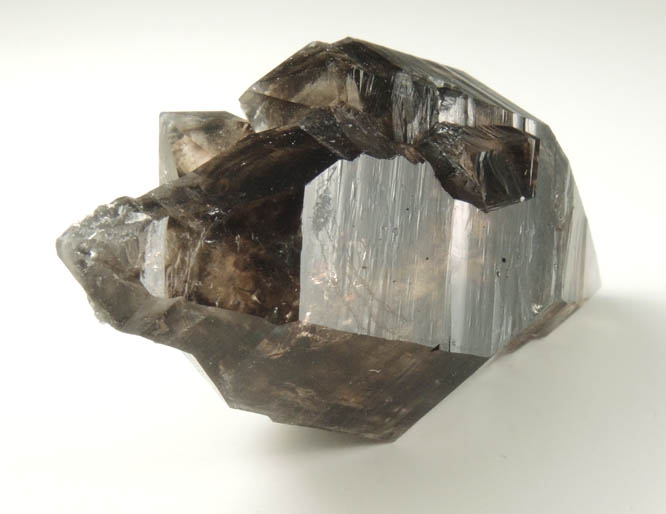 Quartz var. Smoky Quartz (doubly terminated floater) from Mooralla, Victoria, Australia