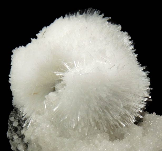 Natrolite from Millington Quarry, Bernards Township, Somerset County, New Jersey