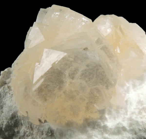 Heulandite on Mordenite from Aurangabad, Maharashtra, India