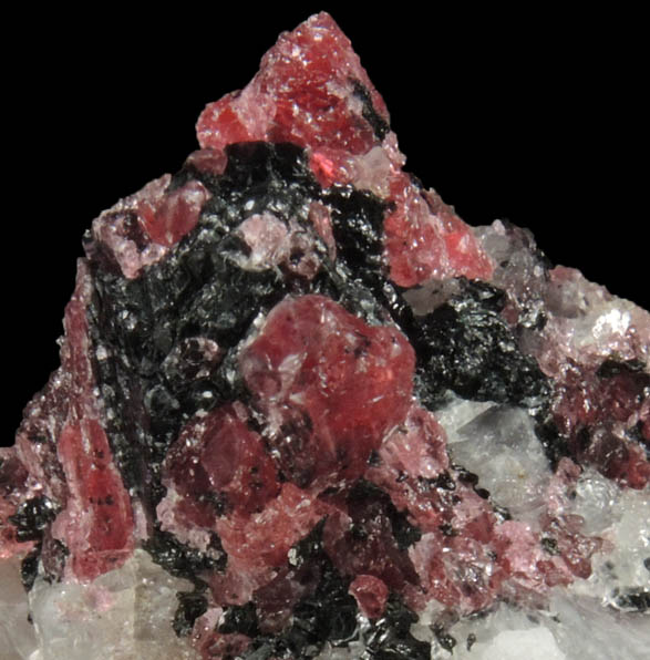 Eudialyte, Kataphorite, Nepheline from Kipawa Complex, Villedieu Twp., Qubec, Canada