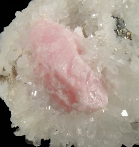 Rhodochrosite, Quartz, Sphalerite, Pyrite from Silverton District, San Juan County, Colorado