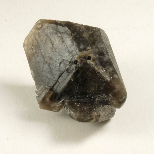 Hornblende-Pargasite from Lime Crest Quarry (Limecrest), Sussex Mills, 4.5 km northwest of Sparta, Sussex County, New Jersey