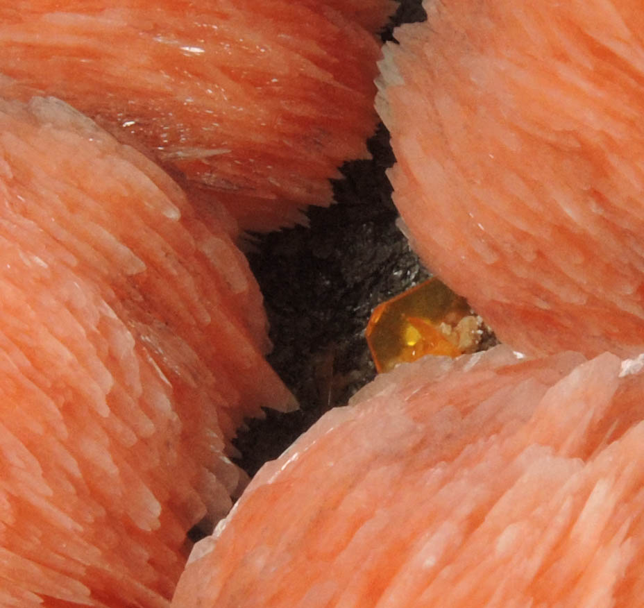 Barite with Wulfenite from Chantier des Dalles, 3.8 km southeast of Mibladen, Haute Moulouya Basin, Zeida-Aouli-Mibladen belt, Midelt Province, Morocco