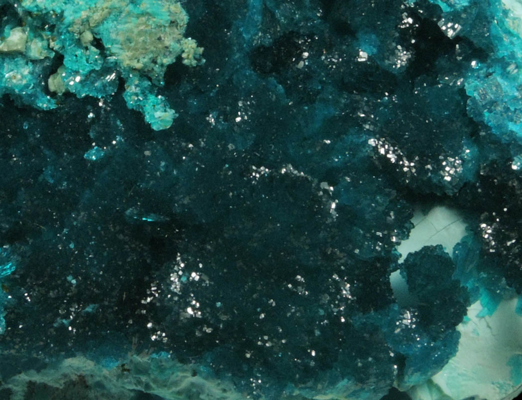 Dioptase and Chrysocolla from Milpillas Mine, Cuitaca, Sonora, Mexico
