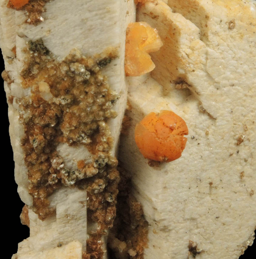 Stellerite on Feldspar from La Mancuerna, Tatatila, Veracruz, Mexico