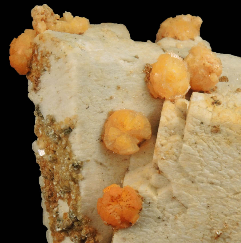 Stellerite on Feldspar from La Mancuerna, Tatatila, Veracruz, Mexico