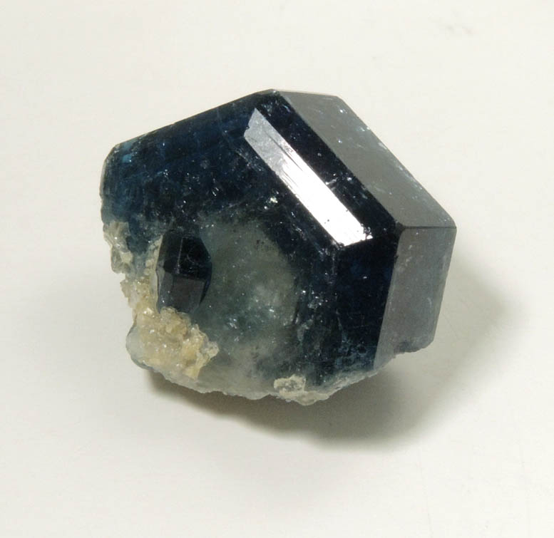 Fluorapatite (color zoned) from Capoeira Mine, Rio Grande do Norte, Brazil