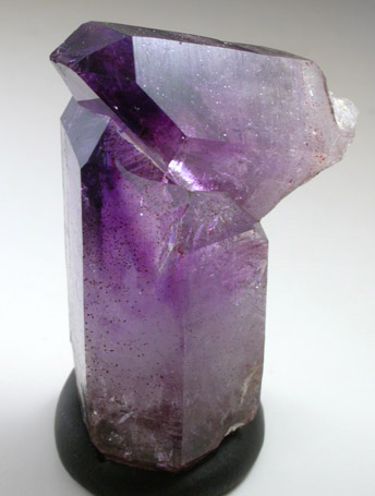 Quartz var. Amethyst from Tafelkop, Goboboseb Mountains, 27 km west of Brandberg Mountain, Erongo region, Namibia