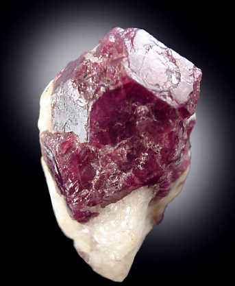 Spinel from Jegdalek, Sarobi, Afghanistan