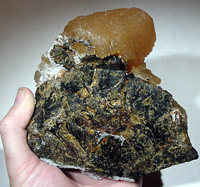 Calcite on Sphalerite with Chalcopyrite from Tri-State Lead-Zinc Mining District, near Joplin, Jasper County, Missouri