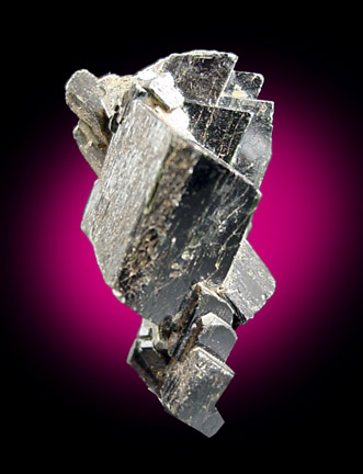 Hedenbergite from Tormiq area, northwest of Skardu, Haramosh Mountains, Baltistan, Gilgit-Baltistan, Pakistan